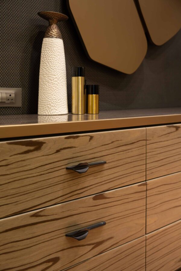 Modern Luxury Cabinets & Shelves – A Perfect Blend of Elegance & Functionality - Image 2